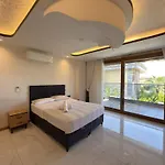 Villa My Rhytm 4 *